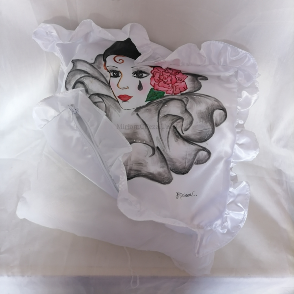 Cuscino “Pierrot” dipinto a mano - immagine 4