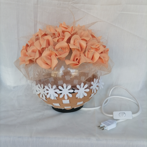 Lampada "Cesto di boccioli di rosa pesco"