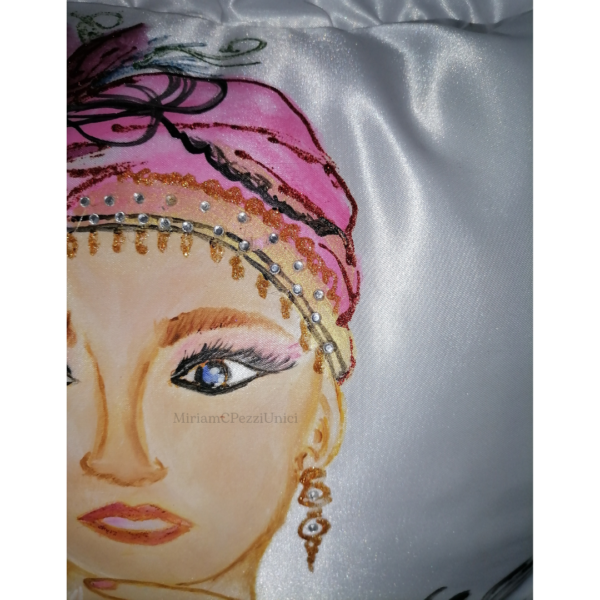Cuscino "Ballerina di Charleston" dipinto a mano - immagine 3