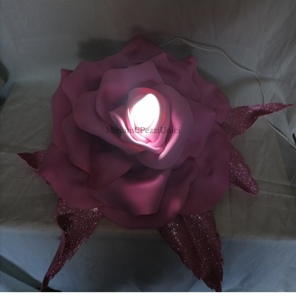 Lampada "Rosa sbocciata" - immagine 2