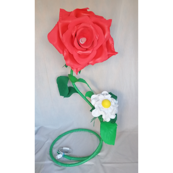 Lampada "Rosa gigante con margherita"