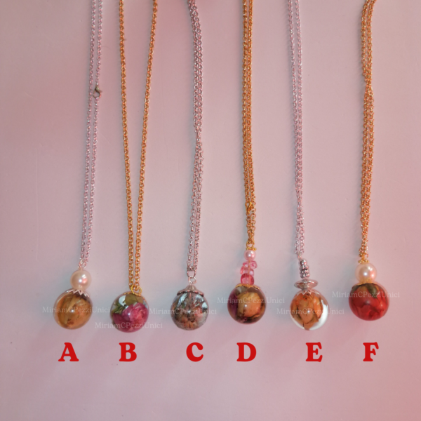 Collana "Boccioli di veri fiori vetrificati" sfera media - immagine 3