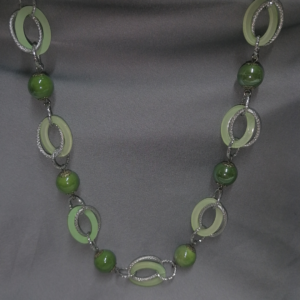 Collana lunga verde