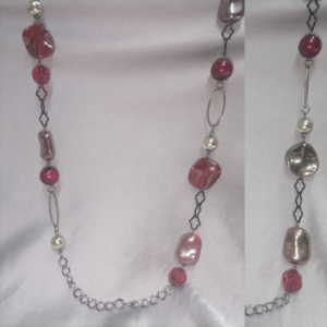 Collana lunga bordeaux