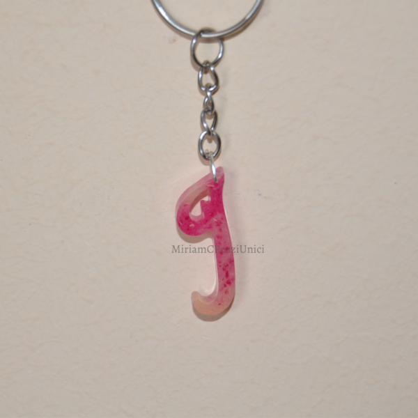 Portachiavi lettere in corsivo Resina rosa - immagine 7