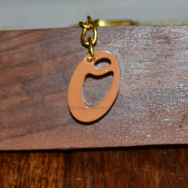 Portachiavi lettere in corsivo Resina arancio - immagine 10