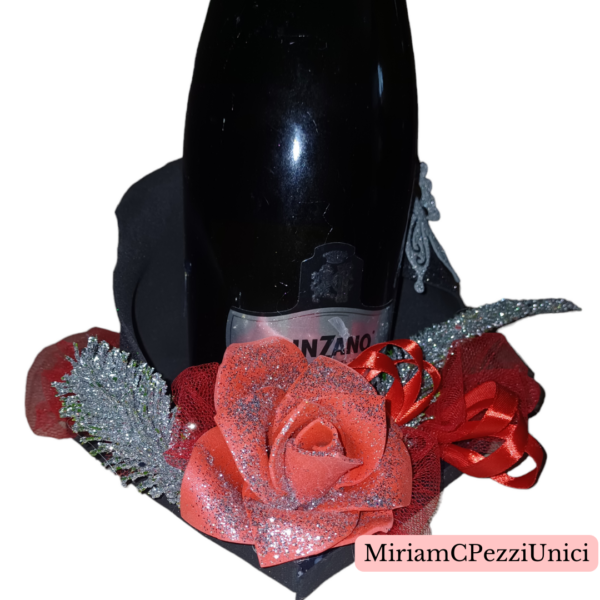 porta bottiglia _centro tavola con decorazioni rosa rossa e argento_senza bottiglia - immagine 2