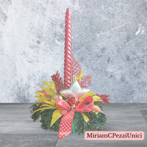 candela rossa_base terracotta_decorata con verde_ pigne e stella argento